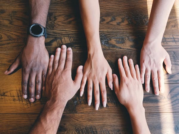 MULTICULTURAL TEAMS – FROM DIVERSITY TO INCLUSION
